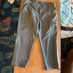 Women's Eddie Bauer  Hiking Pants with Belt Loop  Ripstop Cop Pant Cargo Pocket
